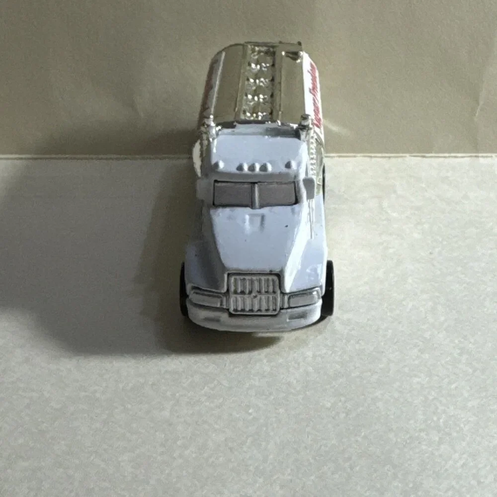 VTG 1991 Hot Wheels Peterbilt Tanker Truck Limited Release Rare Eskimo Pie